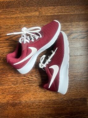 Nike Maroon and White Mesh Athletic Sneakers